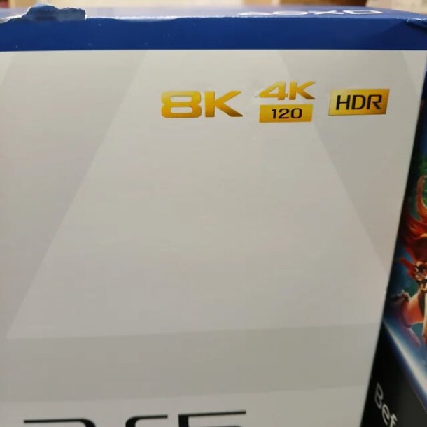 Sony has removed mention of 8K support from the box 